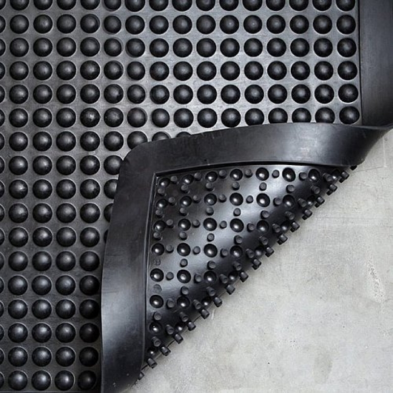Ozone Work Mat in Black 